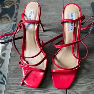 Red strapy sandal, gently worn